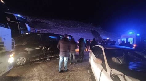 K­a­s­t­a­m­o­n­u­­d­a­ ­t­r­a­f­i­k­ ­k­a­z­a­s­ı­:­ ­8­ ­Y­a­r­a­l­ı­